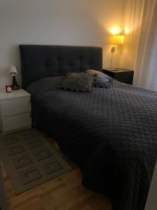 Spacious Waterfront With Free Parking - Upgraded 2024 *