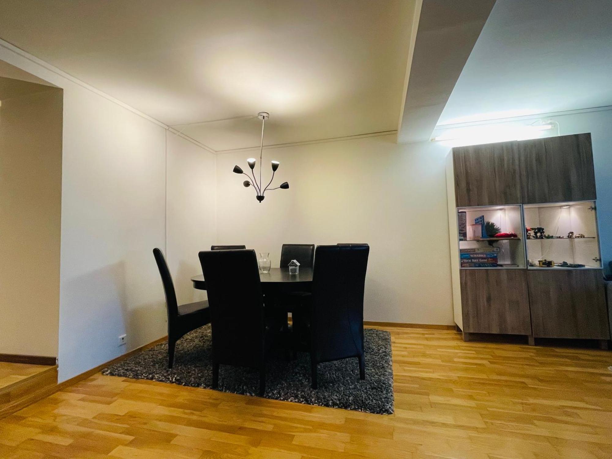 Spacious Waterfront With Free Parking - Upgraded 2024 * Stavanger